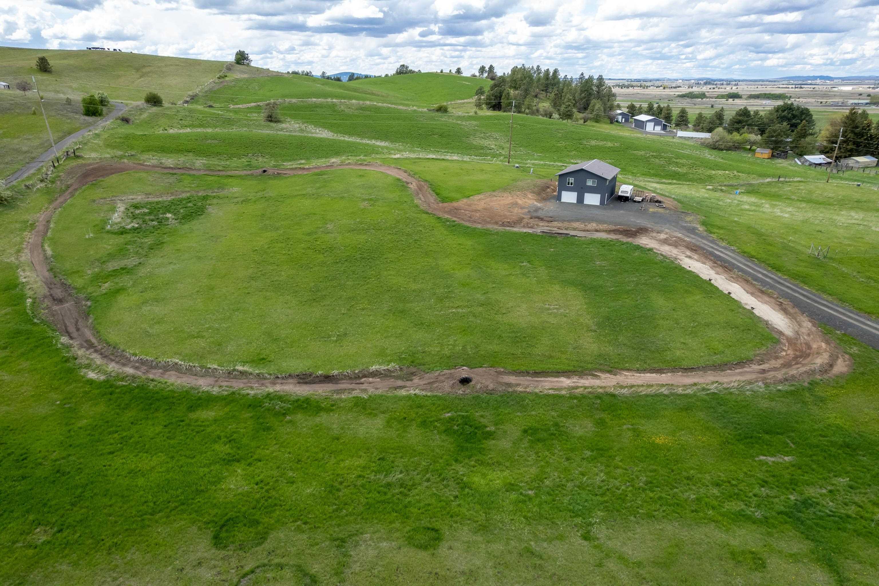 8808 South Hayford Road Cheney, WA 99004 - Photo 3 of 38