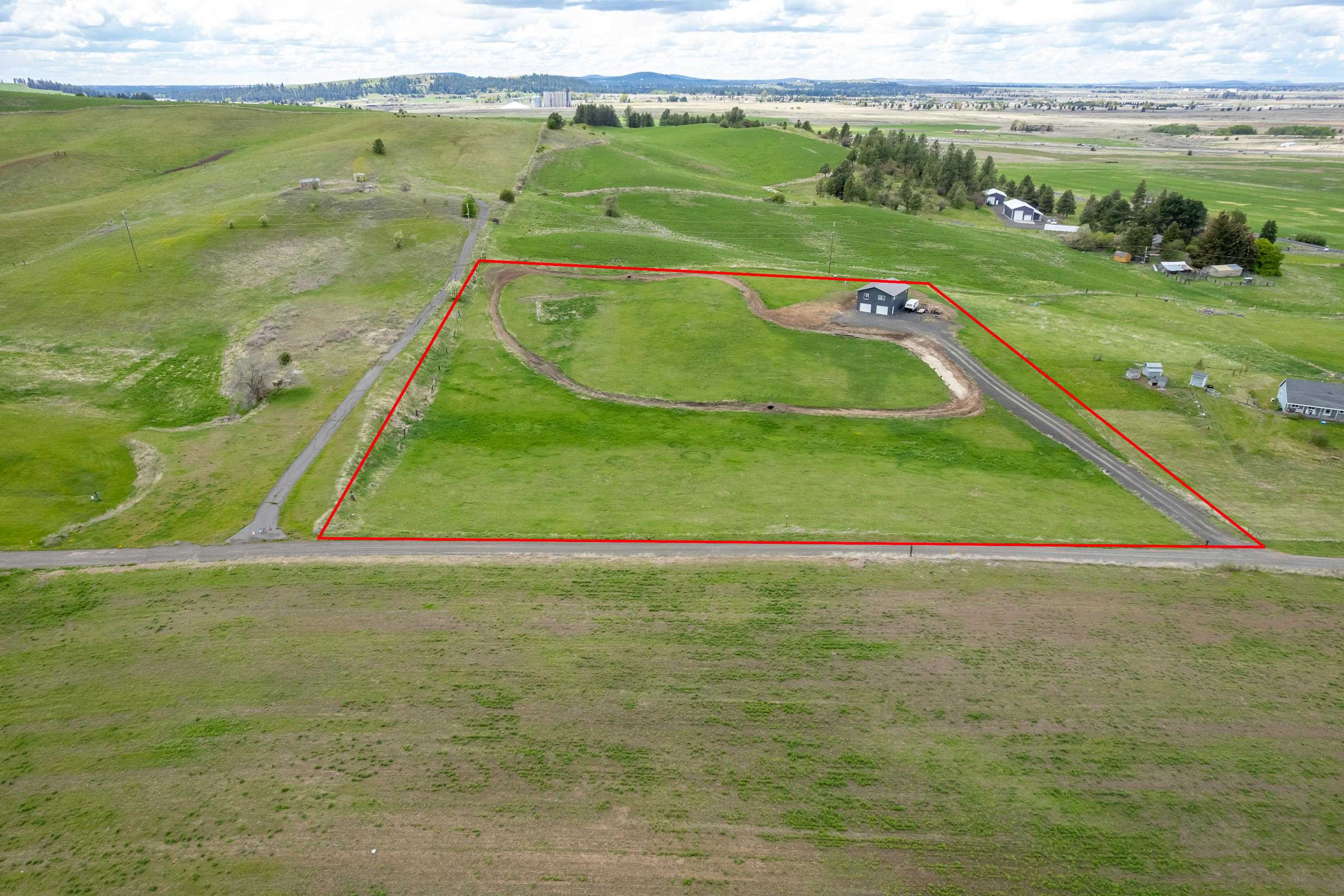 8808 South Hayford Road Cheney, WA 99004 - Photo 5 of 38