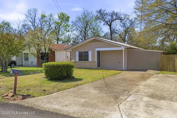 $135,000 | 1627 Barnwell Street, Yazoo City, MS 39194