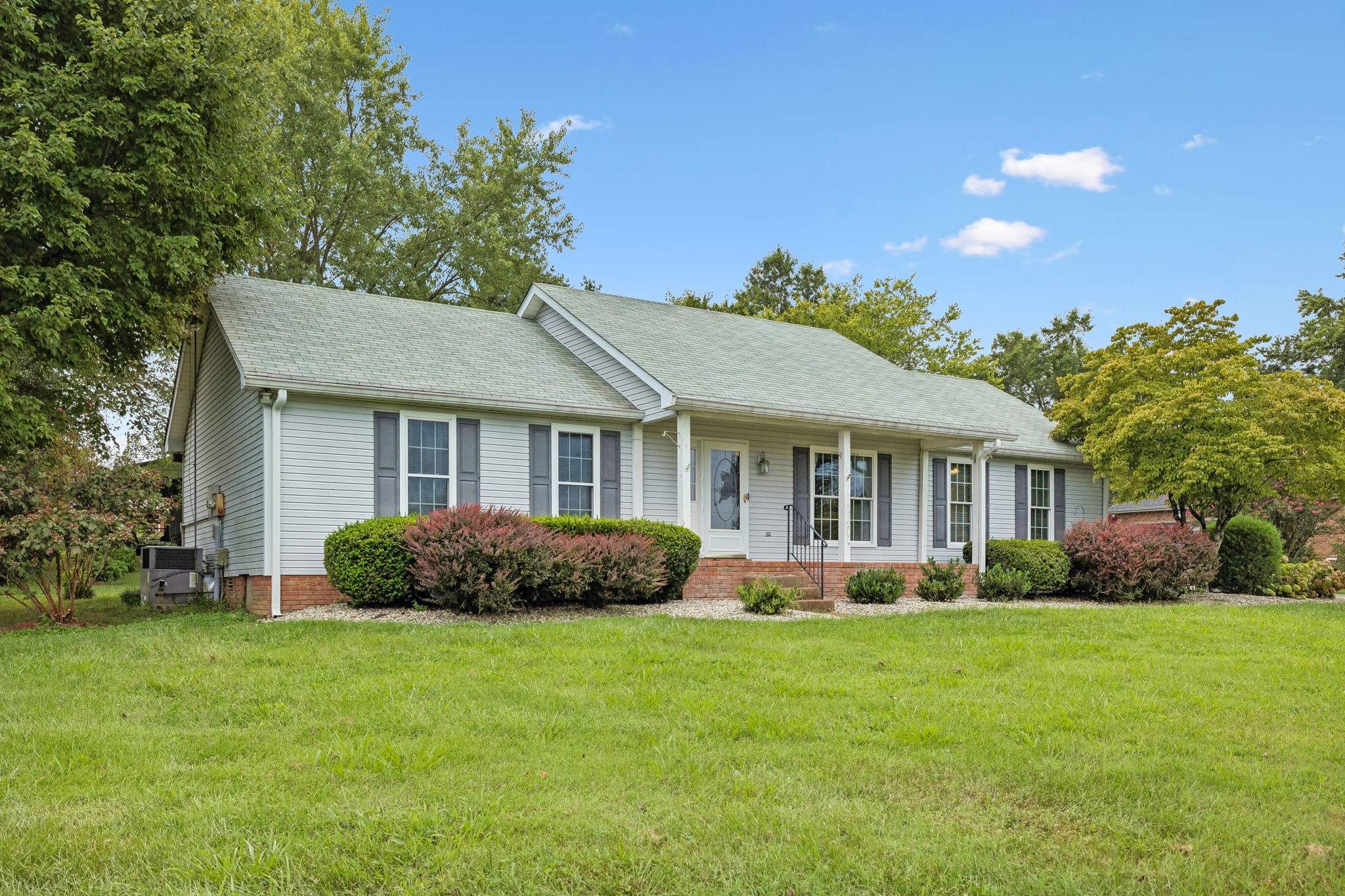 147 Flynn Road Gallatin, TN 37066 - Photo 3 of 41 Gallery Image 3