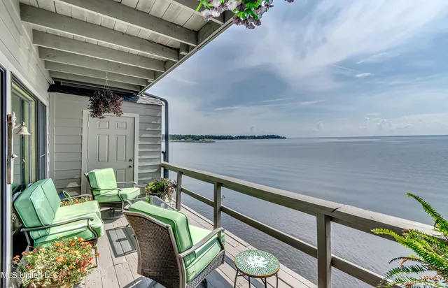 $395,000 | 62 Breakers Lane, Ridgeland, MS 39157