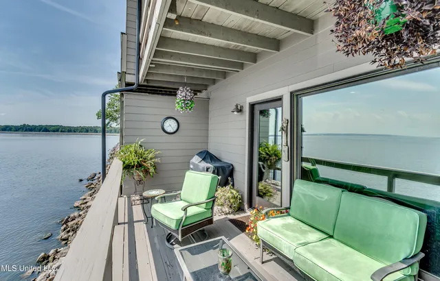 $395,000 | 62 Breakers Lane, Ridgeland, MS 39157