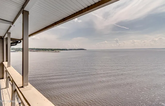 $395,000 | 62 Breakers Lane, Ridgeland, MS 39157