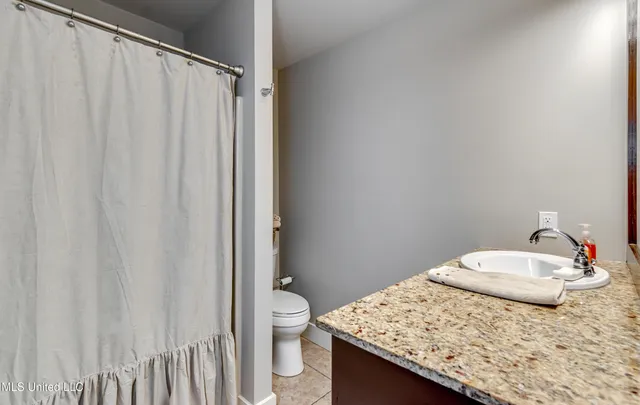 $395,000 | 62 Breakers Lane, Ridgeland, MS 39157