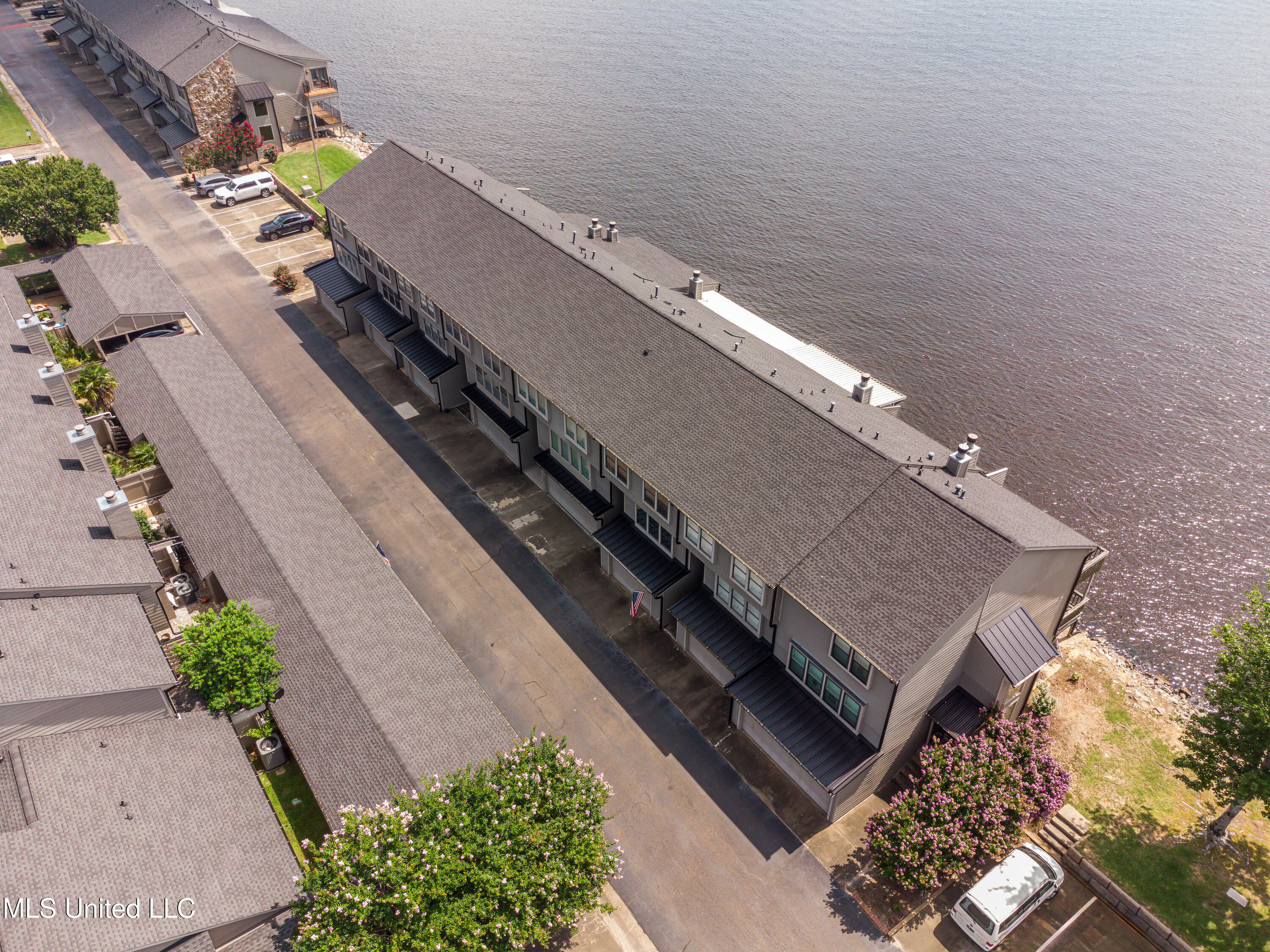 62 Breakers Lane Ridgeland, MS 39157 - Photo 55 of 59 62 The Breakers Drone-12