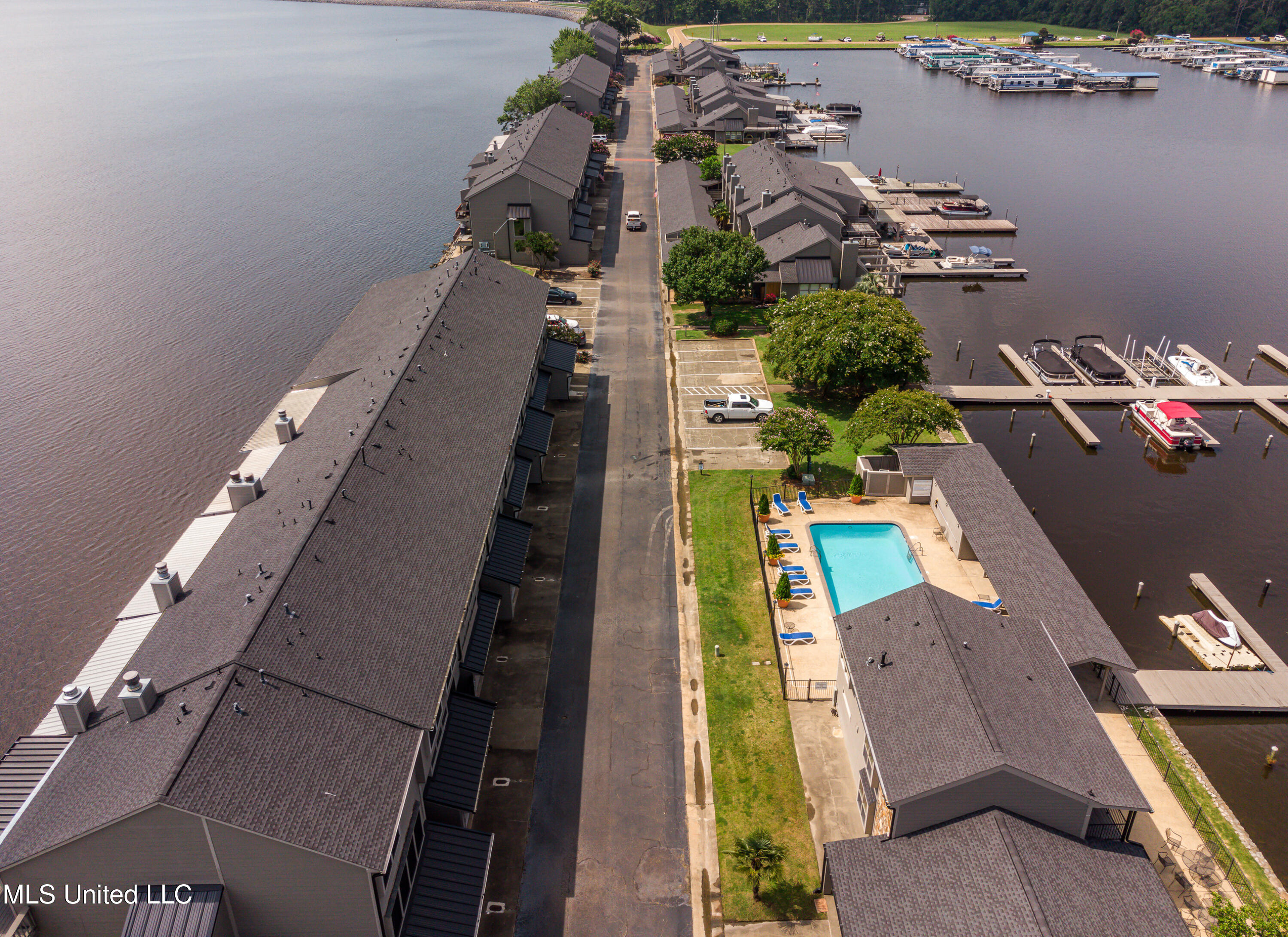62 Breakers Lane Ridgeland, MS 39157 - Photo 58 of 59 62 The Breakers Drone-9