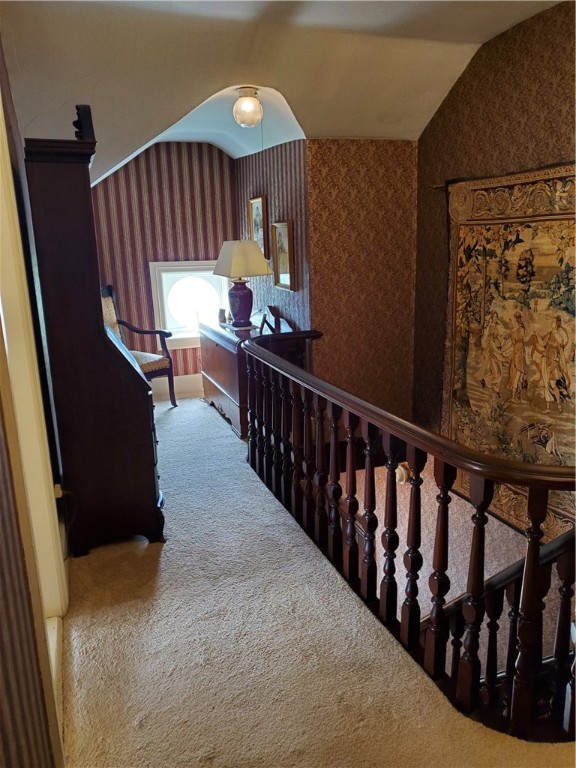 563 Prospect Street Woonsocket, RI 02895 - Photo 21 of 40 Second Level Hall