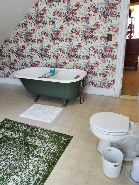 563 Prospect Street Woonsocket, RI 02895 - Photo 30 of 40 Second Level Full Bathroom