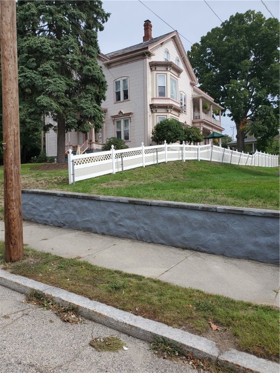 563 Prospect Street Woonsocket, RI 02895 - Photo 3 of 40 Gallery Image 3