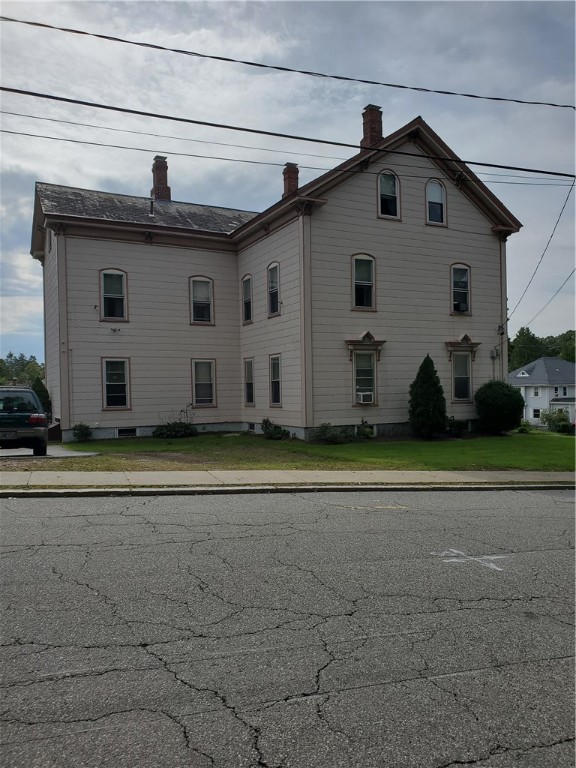 563 Prospect Street Woonsocket, RI 02895 - Photo 6 of 40 Gallery Image 6