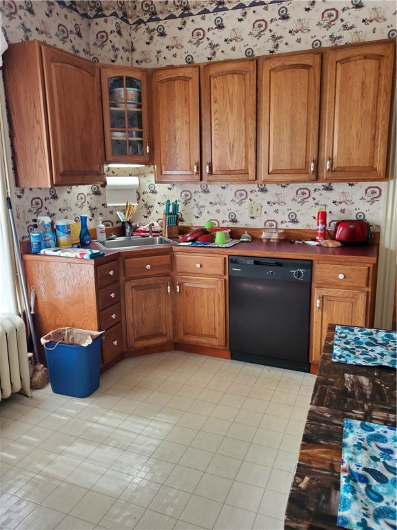 563 Prospect Street Woonsocket, RI 02895 - Photo 10 of 40 First Floor Kitchen