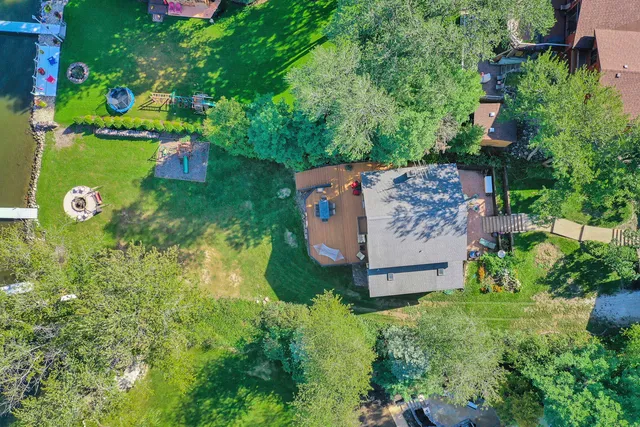 $725,000 | 520 Bald Knob Road, Johnsburg, IL 60051