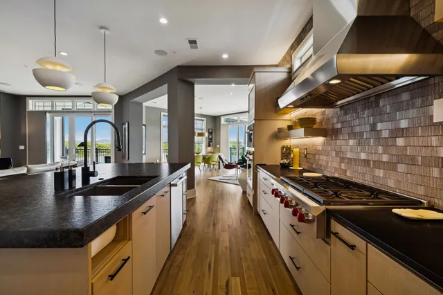 $2,250,000 | 1024 Club View Drive, Unit C302, Gallatin, TN 37066