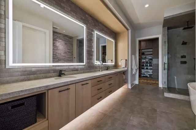 $2,250,000 | 1024 Club View Drive, Unit C302, Gallatin, TN 37066