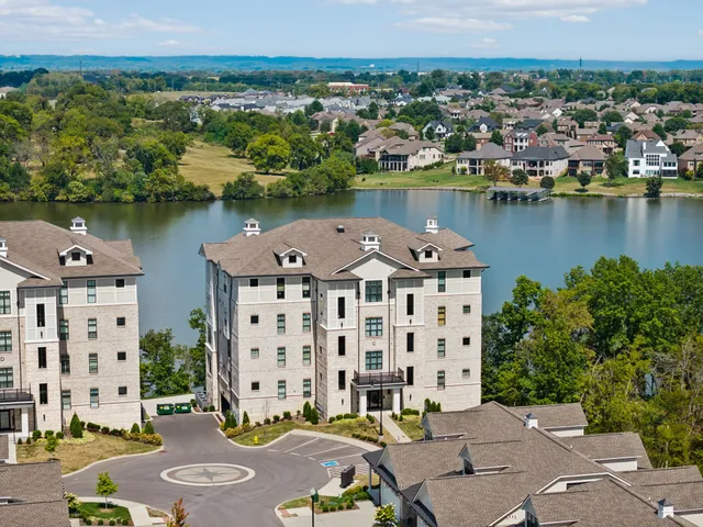 $2,250,000 | 1024 Club View Drive, Unit C302, Gallatin, TN 37066