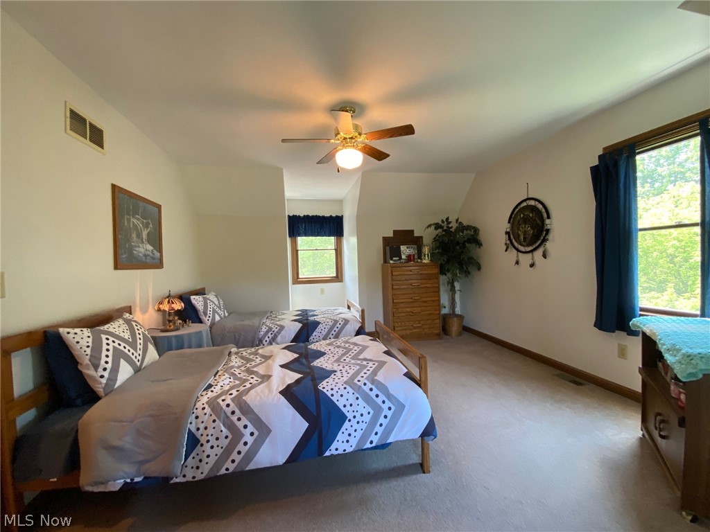 12910 Pearl Road Chardon, OH 44024 - Photo 19 of 35