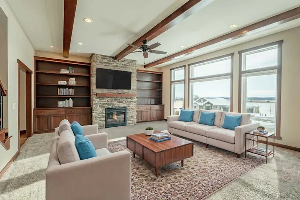 $2,000,000 | 7598 Driftless Rdg Way, Verona, WI 53593