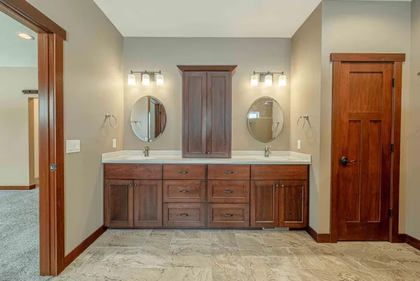 $2,000,000 | 7598 Driftless Rdg Way, Verona, WI 53593