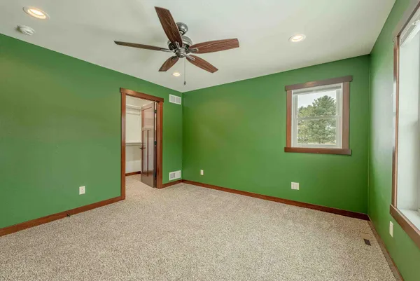 $2,000,000 | 7598 Driftless Rdg Way, Verona, WI 53593