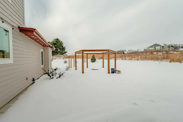 $2,000,000 | 7598 Driftless Rdg Way, Verona, WI 53593