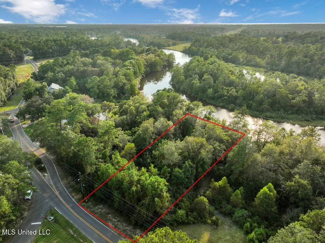 $59,500 | Bayou Drive, Diamondhead, MS 39525