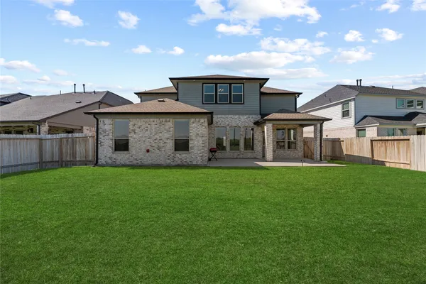 $495,900 | 3319 Learning Tree Lane, Rosenberg, TX 77471