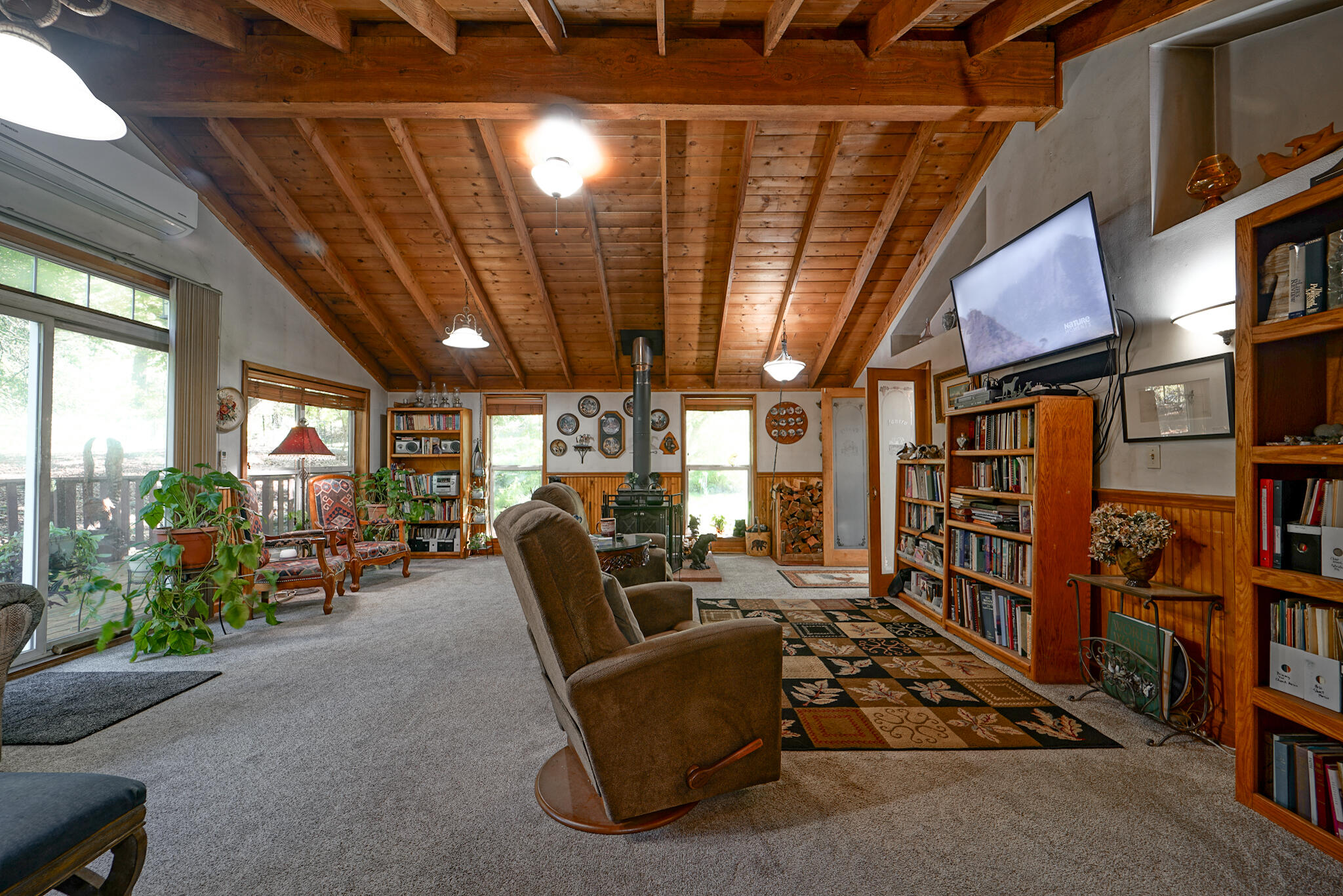 420 Price Creek Road Big Bar, CA 96010 - Photo 20 of 63 living room