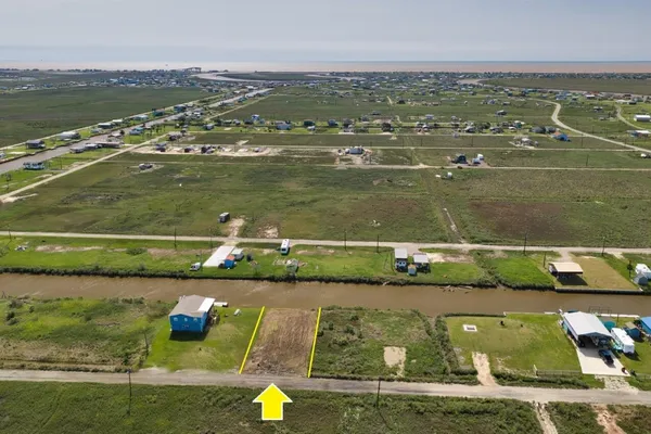 $34,862 | 123 Nautilis, Sargent, TX 77414