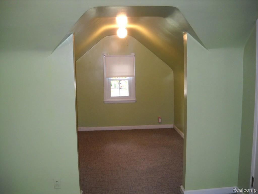 28310 Five Mile Road Livonia, MI 48154 - Photo 13 of 28 DSCN2198.jpg