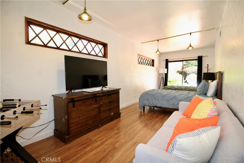 4968 Reforma Road Woodland Hills, CA 91364 - Photo 8 of 25