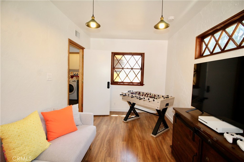 4968 Reforma Road Woodland Hills, CA 91364 - Photo 9 of 25