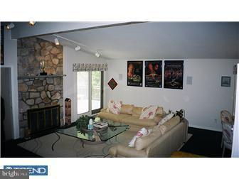 1058 Kingsley Road Rydal, PA 19046 - Photo 2 of 5