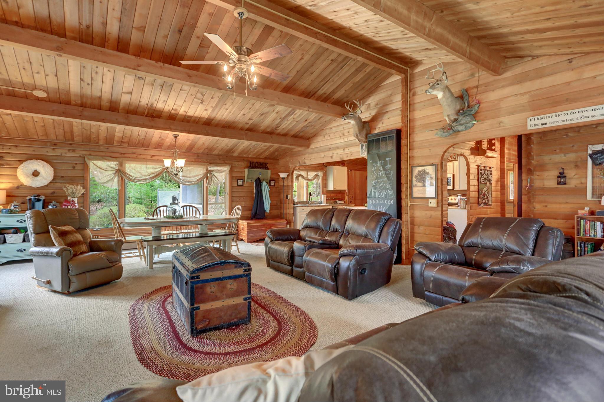 259 Buchanan Valley Road Orrtanna, PA 17353 - Photo 7 of 30 Living Room