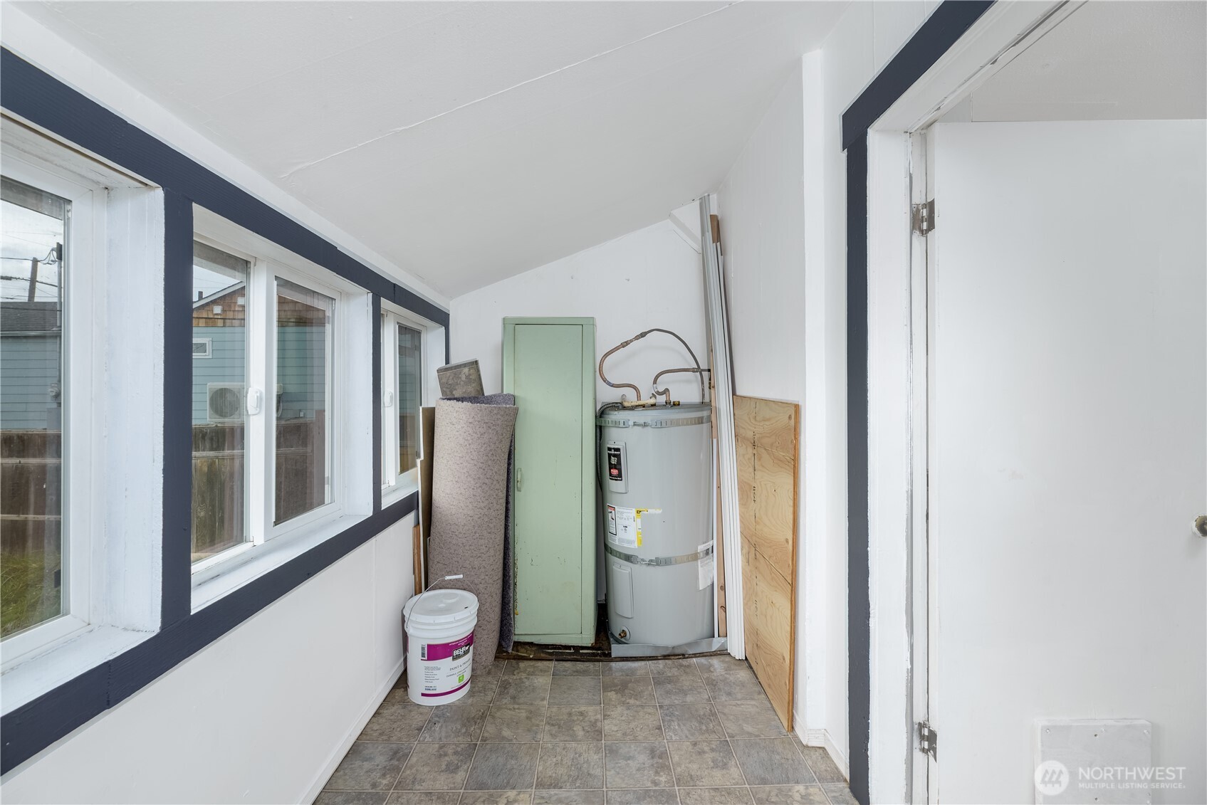 734 West 4th Street Port Angeles, WA 98363 - Photo 18 of 28