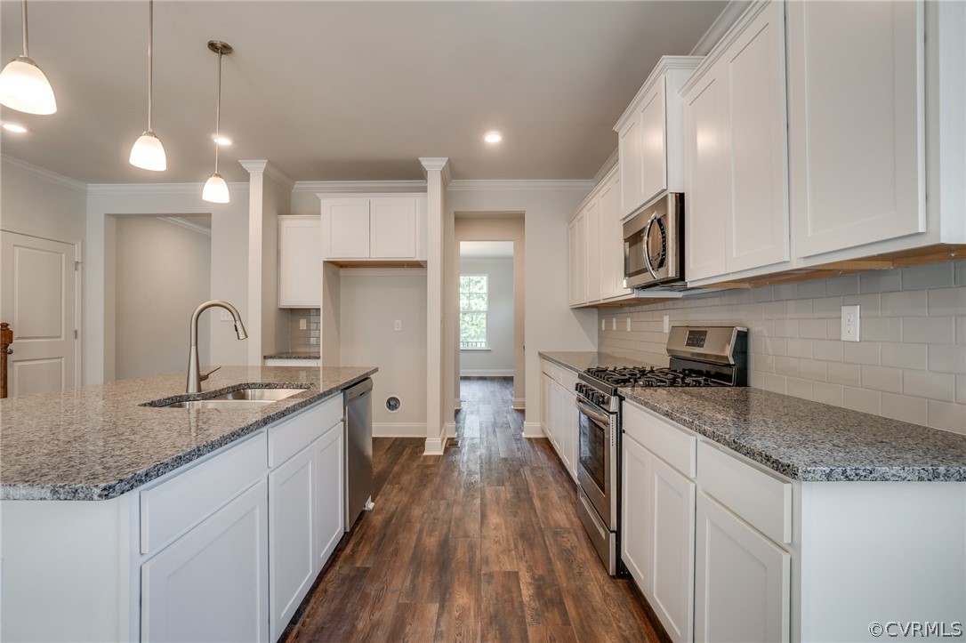 5637 Rohan Place Moseley, VA 23120 - Photo 9 of 30 Gallery Image 9