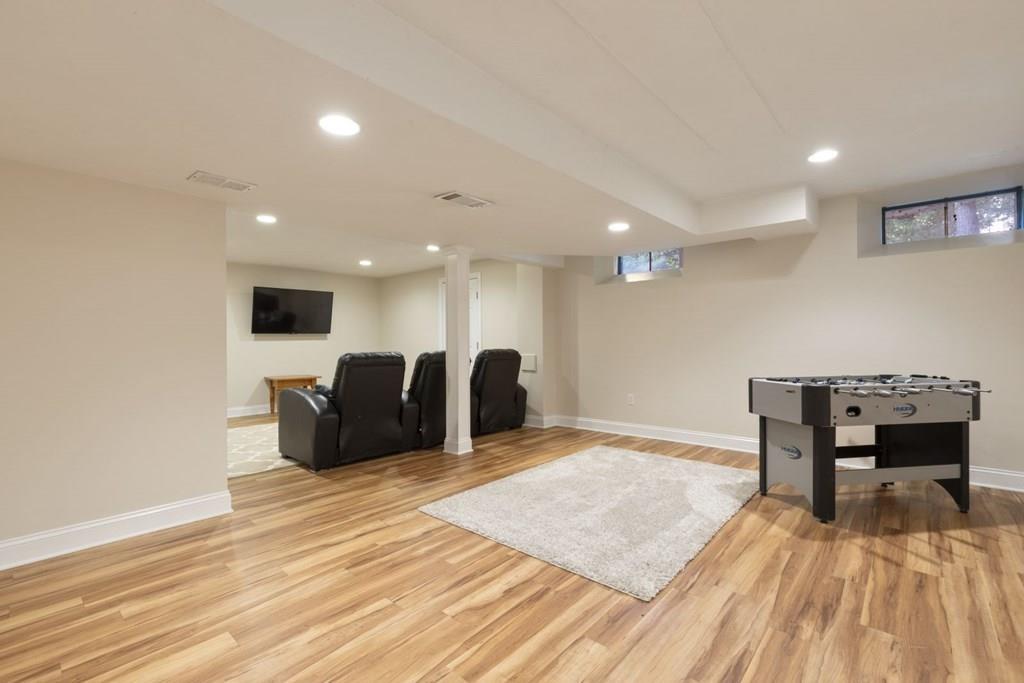 21 Breakneck Hill Road Hopkinton, MA 01748 - Photo 33 of 42 Gallery Image 33