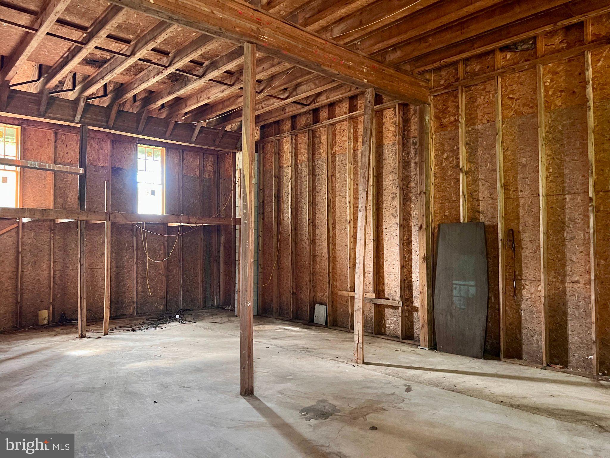 565 Hulmeville Road Langhorne, PA 19047 - Photo 32 of 32 Renovation-ready space with potential.