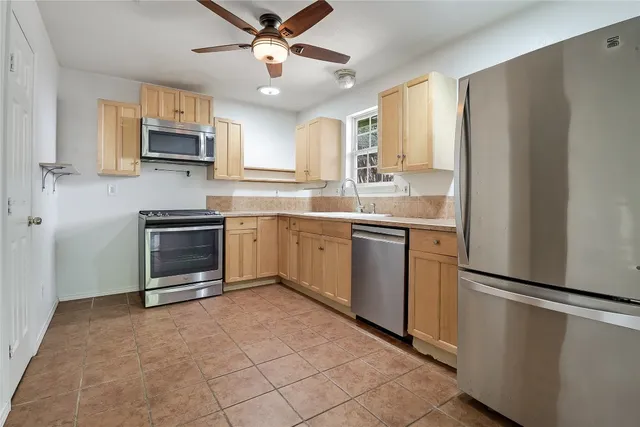 $3,150 | 1706 Maple Avenue, Austin, TX 78702