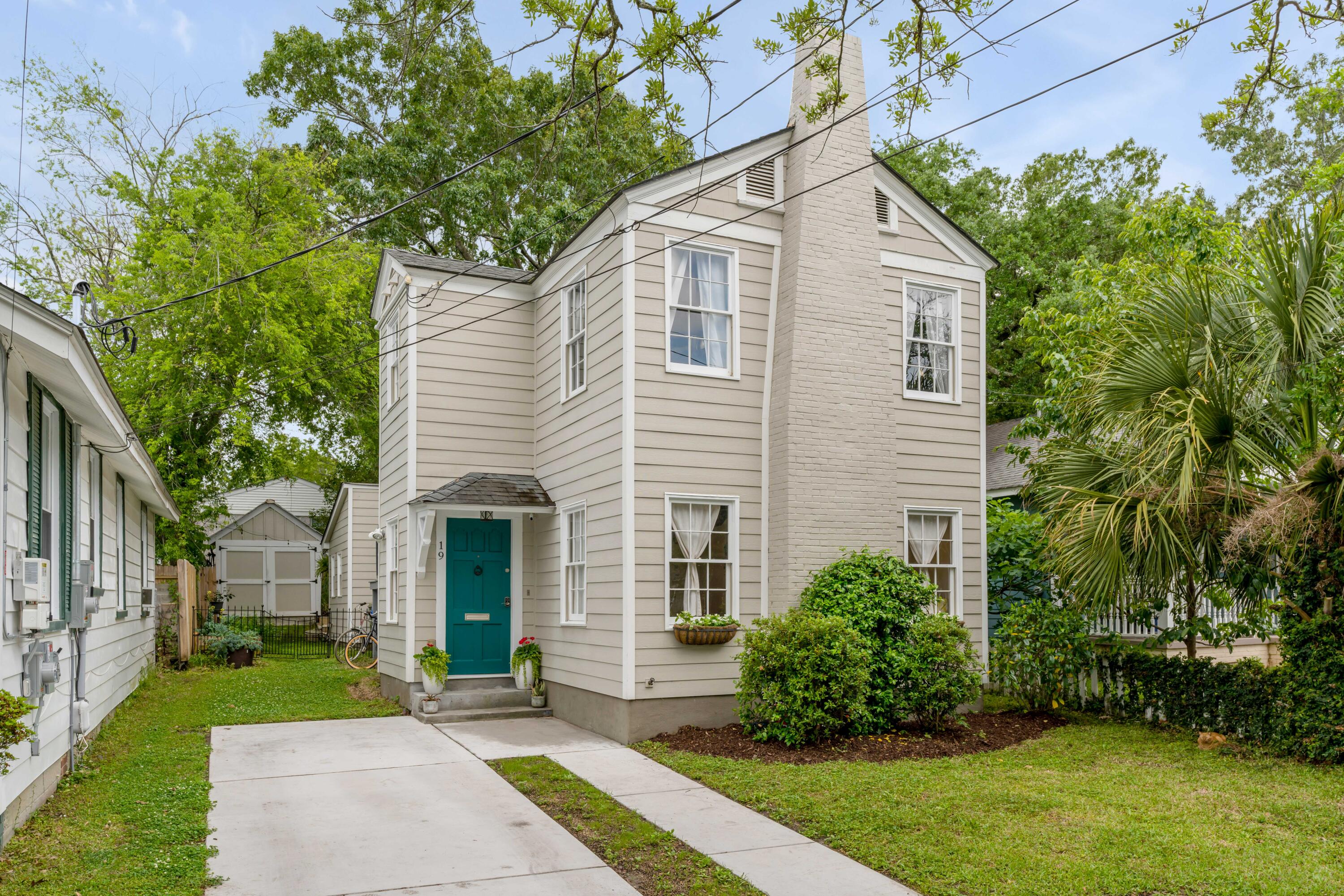 19 Gordon Street Charleston, SC 29403 - Photo 1 of 12 19Gordon_NickCannPhoto-36