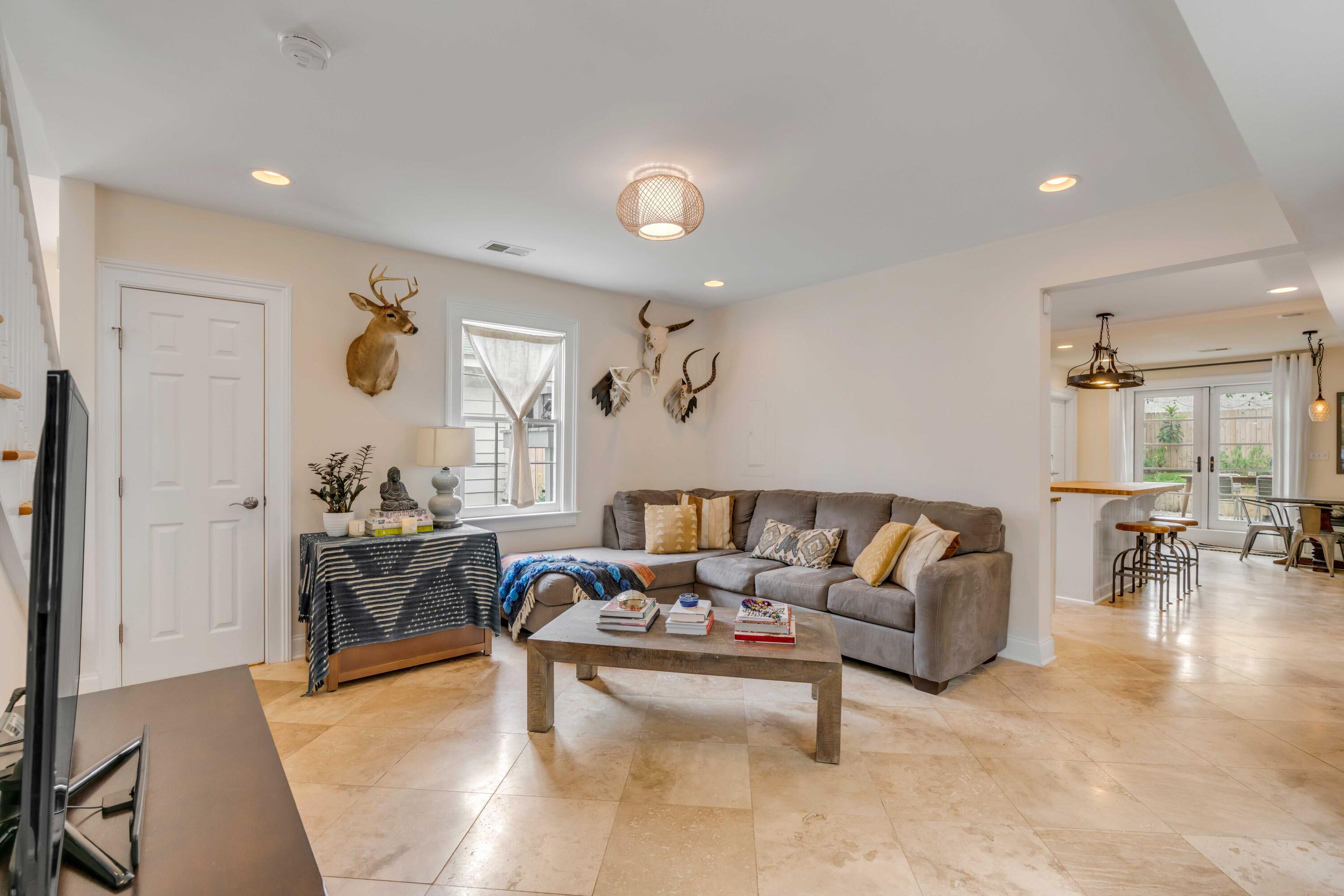 19 Gordon Street Charleston, SC 29403 - Photo 4 of 12 19Gordon_NickCannPhoto-6