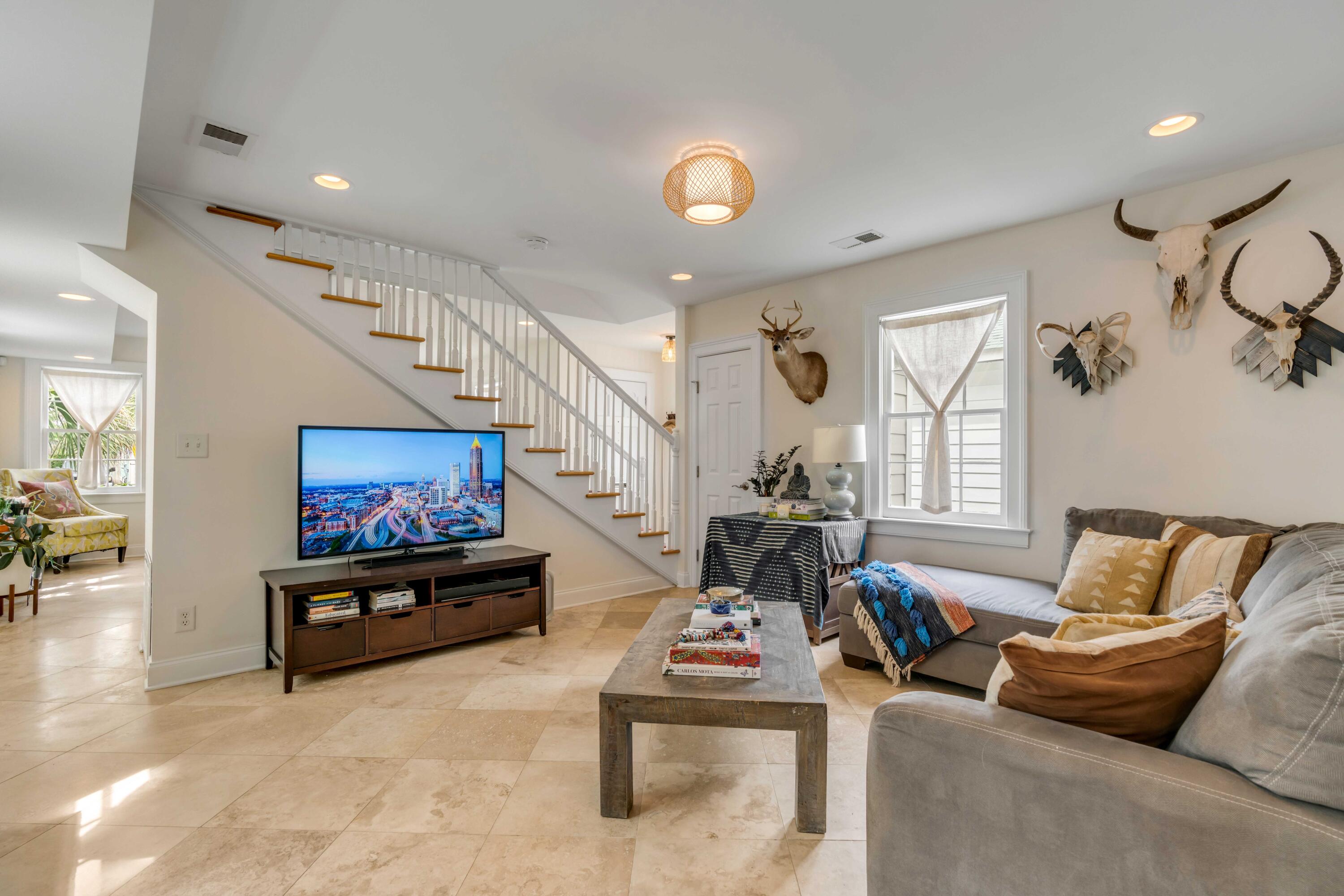 19 Gordon Street Charleston, SC 29403 - Photo 5 of 12 19Gordon_NickCannPhoto-8