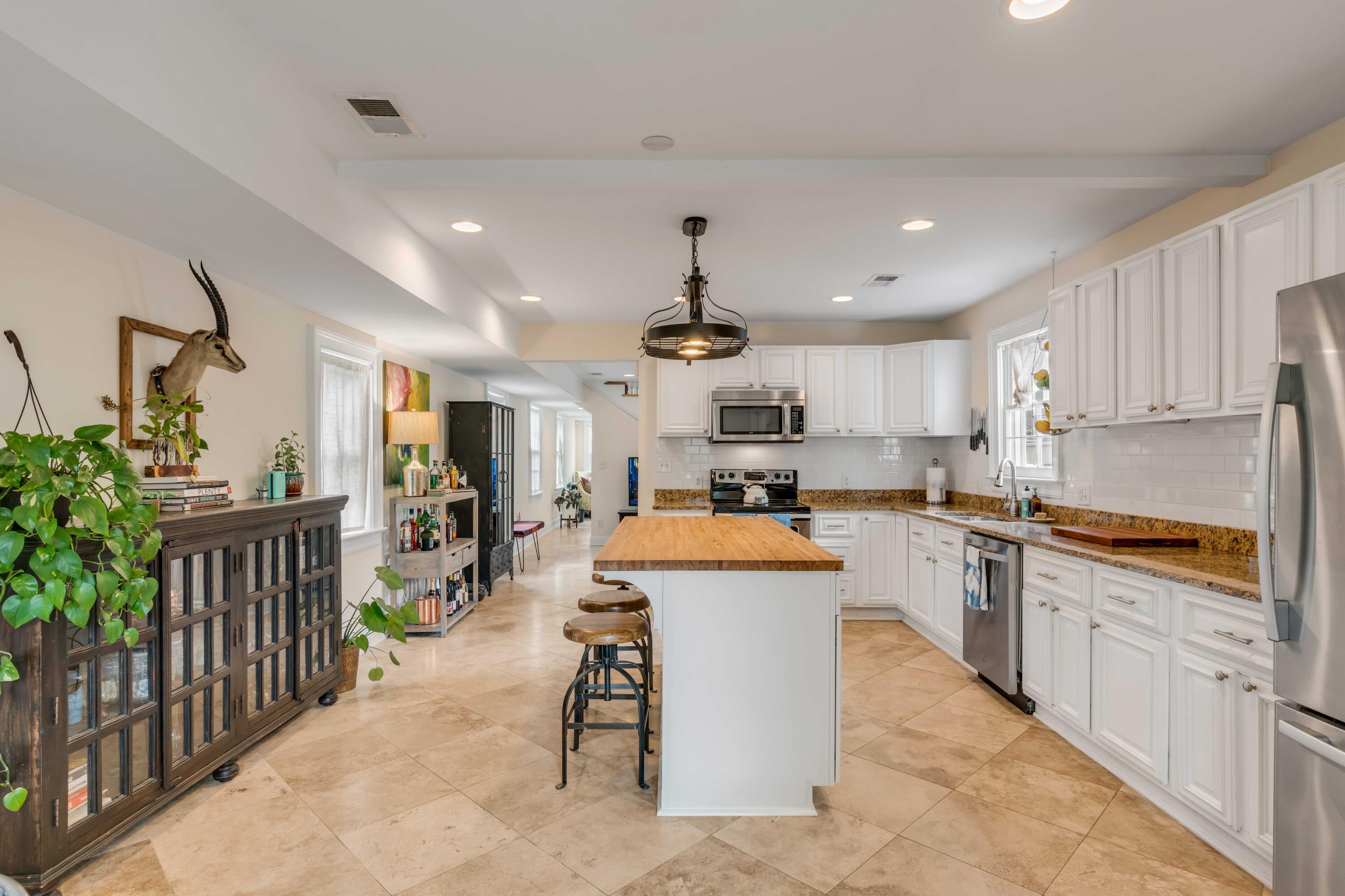 19 Gordon Street Charleston, SC 29403 - Photo 9 of 12 19Gordon_NickCannPhoto-20