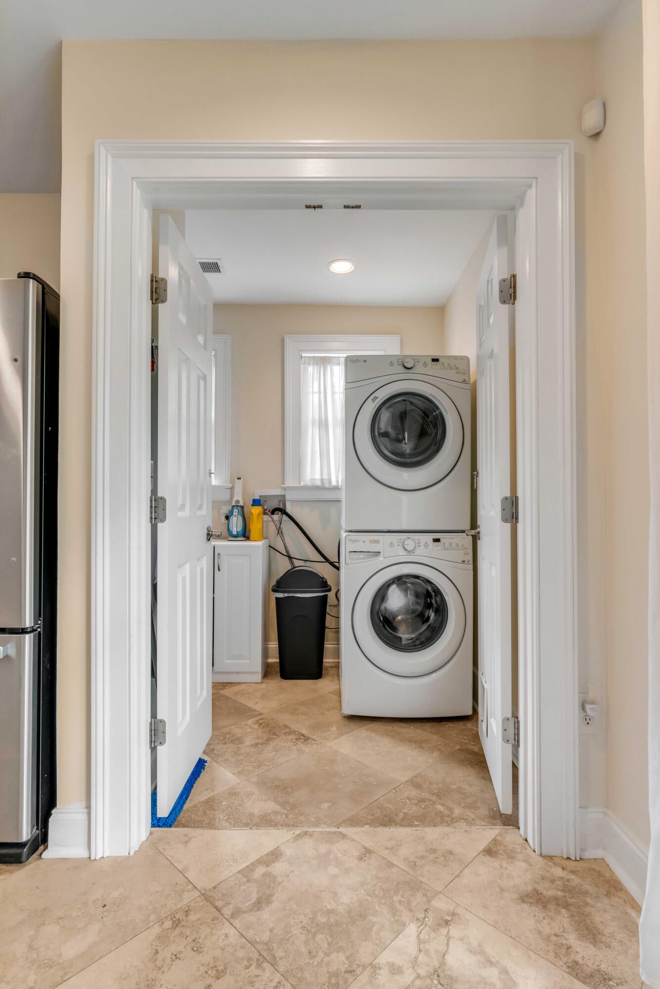 19 Gordon Street Charleston, SC 29403 - Photo 10 of 12 19Gordon_NickCannPhoto-17