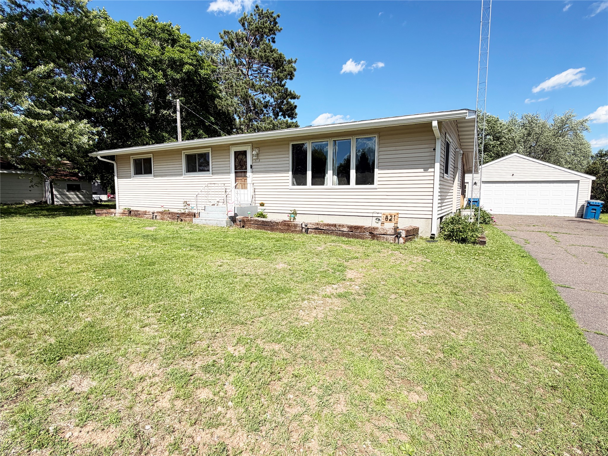 821 Manwaring Avenue Rice Lake, WI 54868 - Photo 1 of 36
