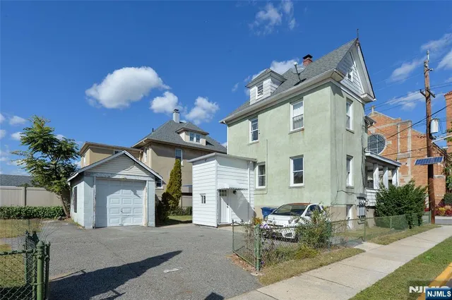 $2,650 | 39 Lodi Street, Unit 1, Hackensack, NJ 07601