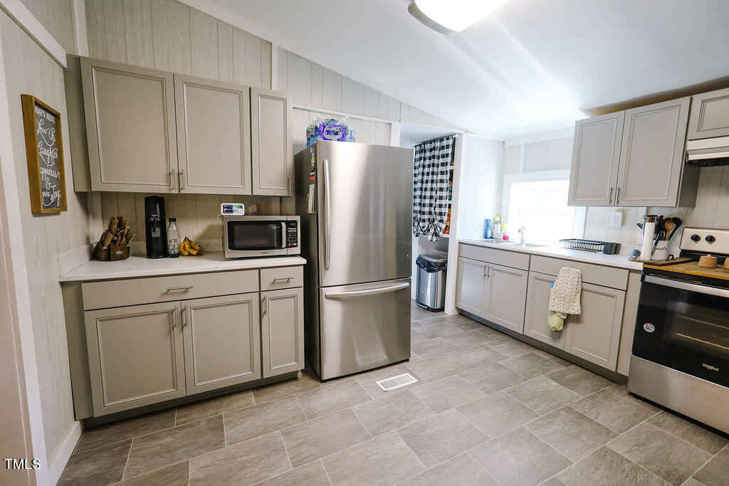 319 Falcon Road Lillington, NC 27546 - Photo 10 of 30 IMG_8865