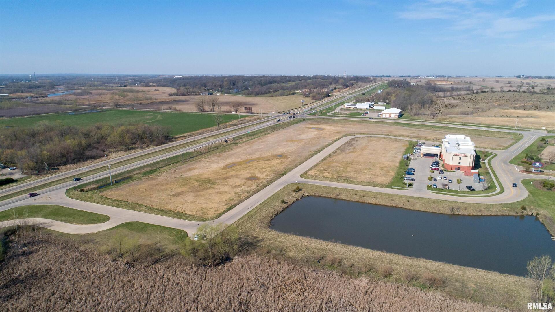 2951 Wild Rose Drive Clinton, IA 52732 - Photo 10 of 15 a view of a ocean view