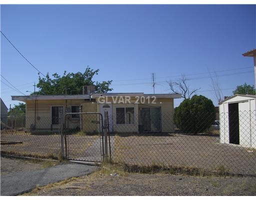 123 West Victory Road Henderson, NV 89015 - Photo 2 of 11 Exterior Back.