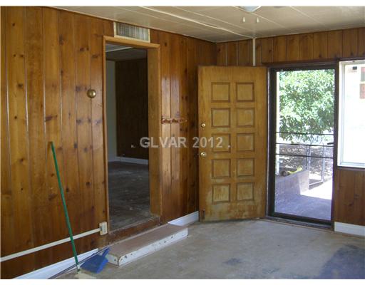 123 West Victory Road Henderson, NV 89015 - Photo 4 of 11 Den.