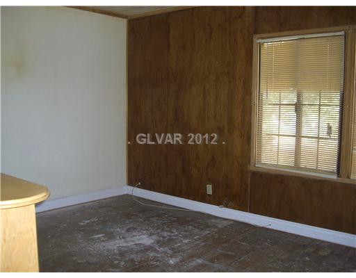 123 West Victory Road Henderson, NV 89015 - Photo 6 of 11 Den.